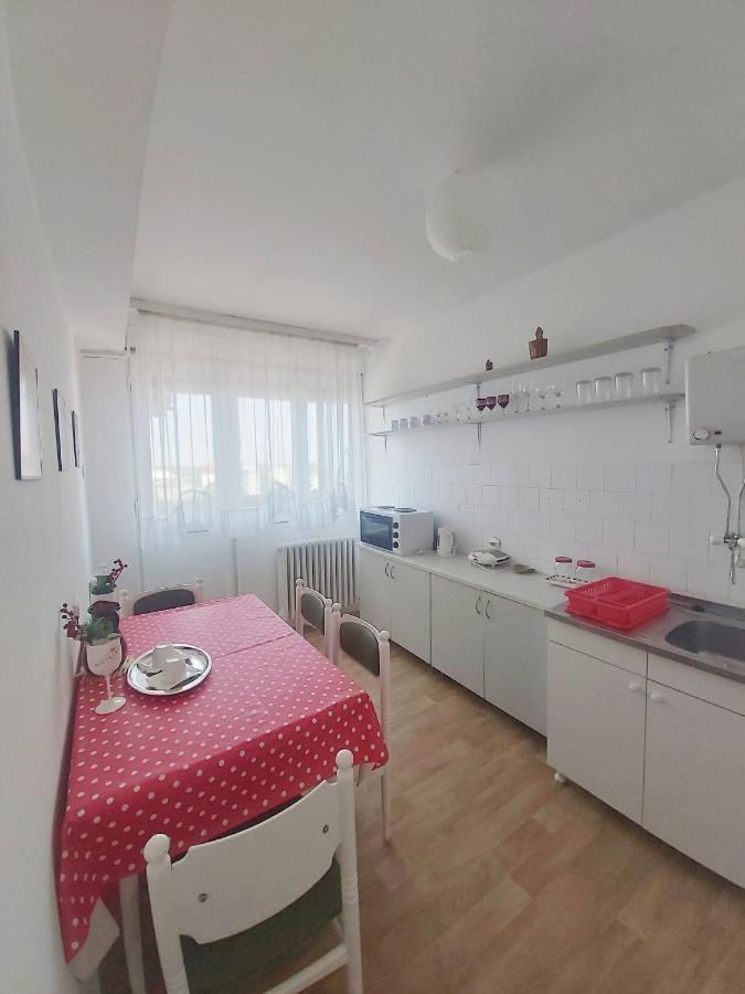 Sunshine Apartment Pančevo Exterior foto
